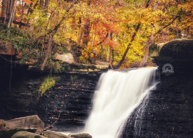 Waterfall photo Great Falls of Tinkers Creek Cleveland Metroparks