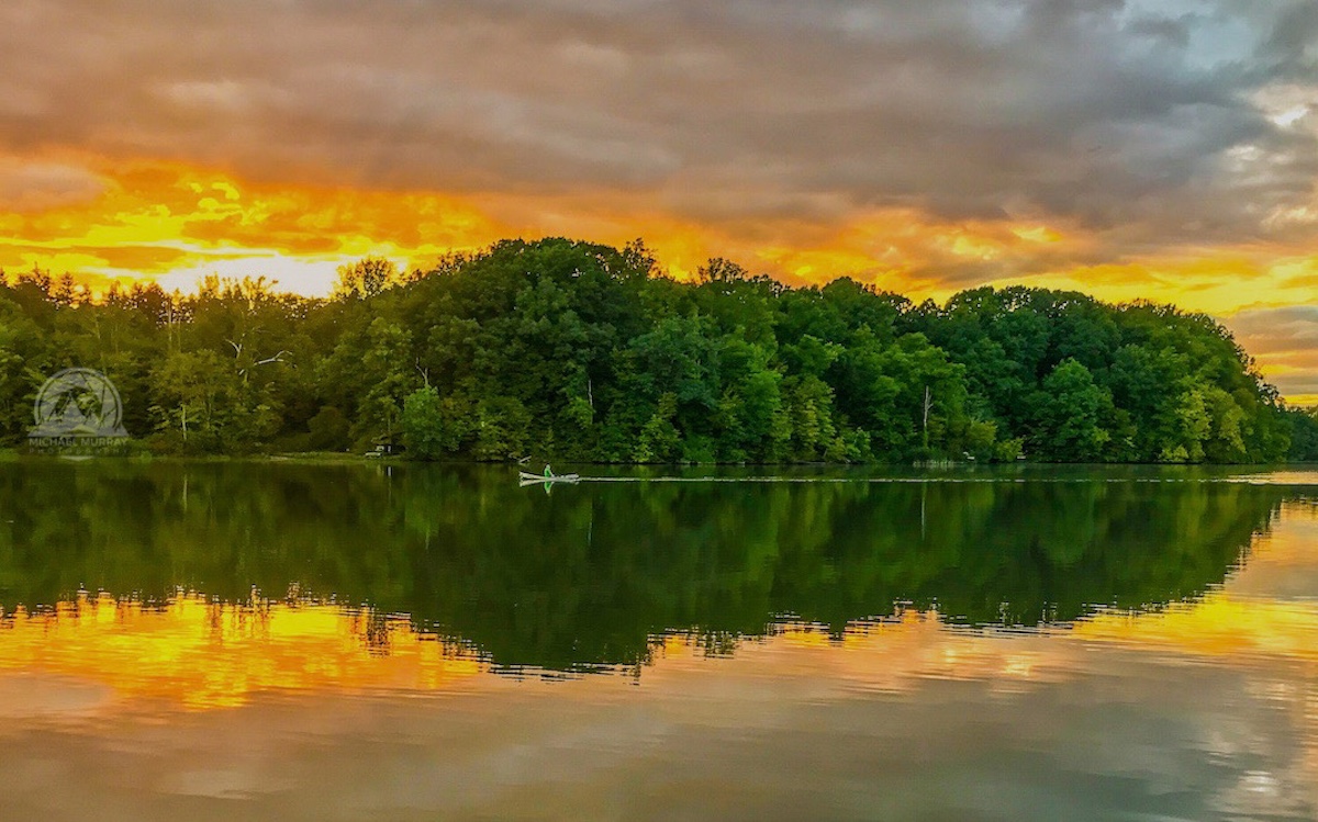 Photographers in Hinckley Ohio and township for portraits and events like high school senior, headshot, pet, graduation